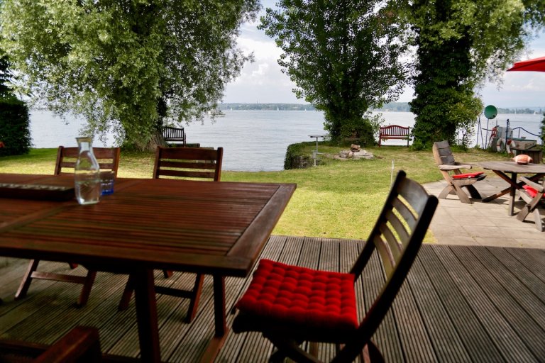 Seezugang Badehaus Bottighofen